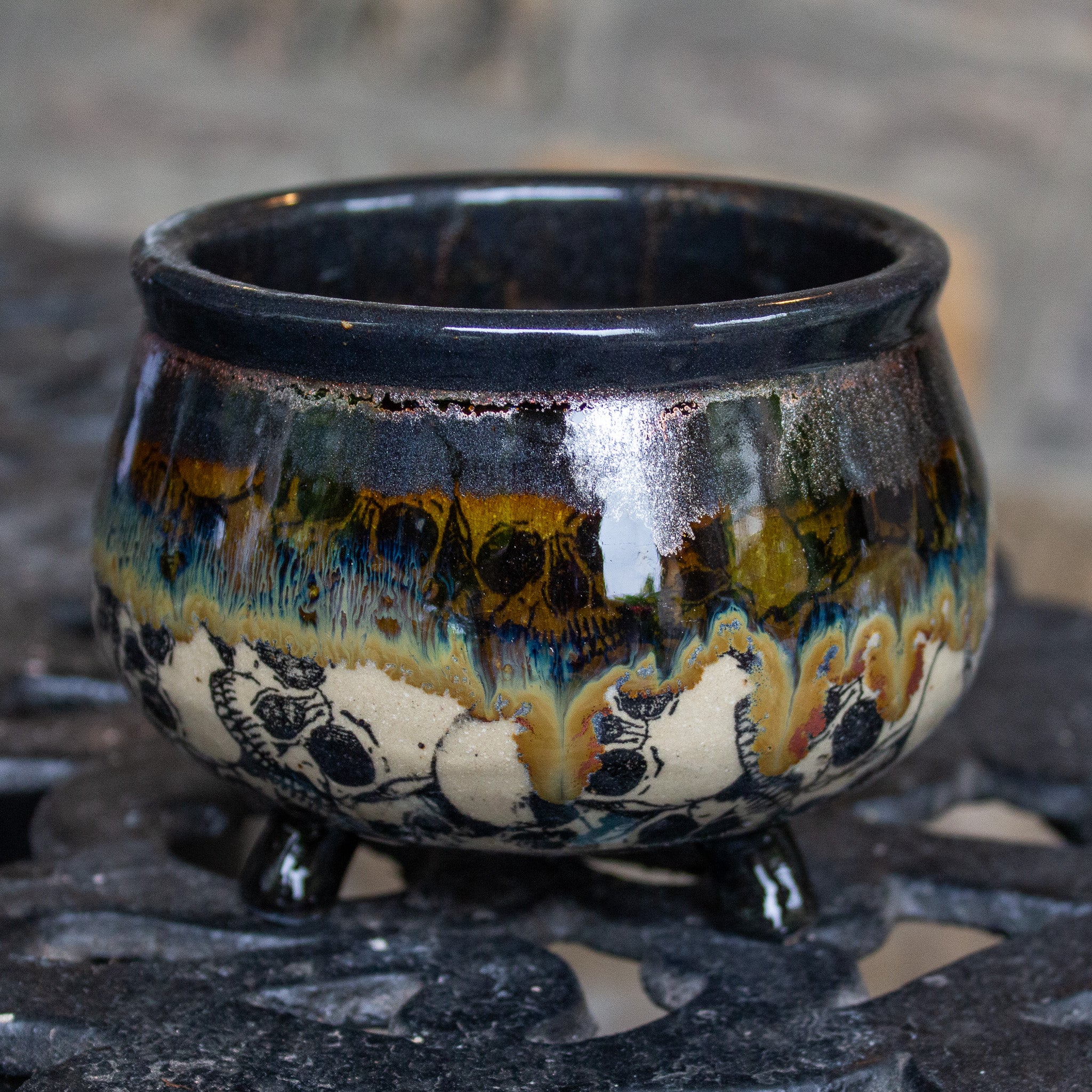 Skulls Cauldron 1