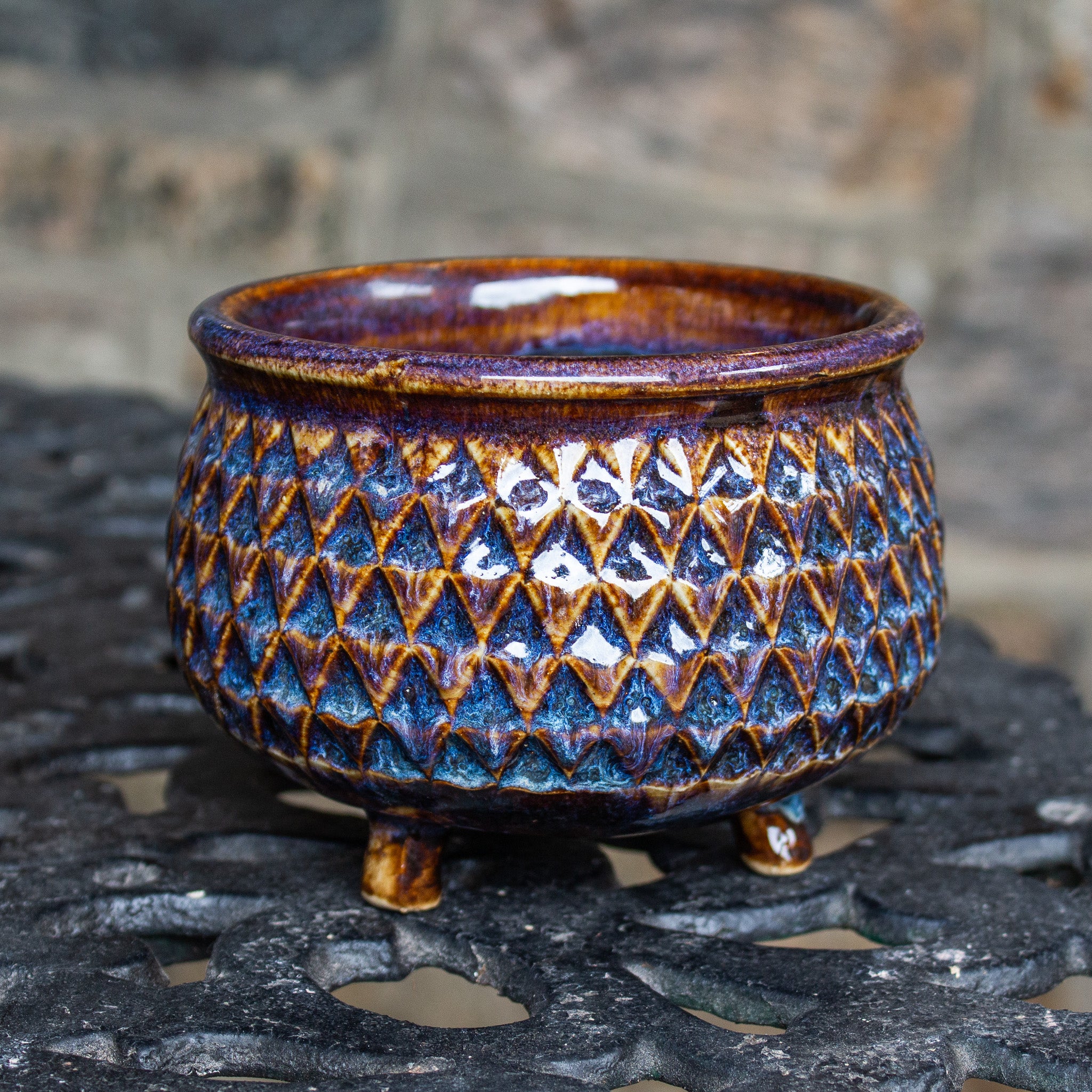 Sunset Pyramid Cauldron