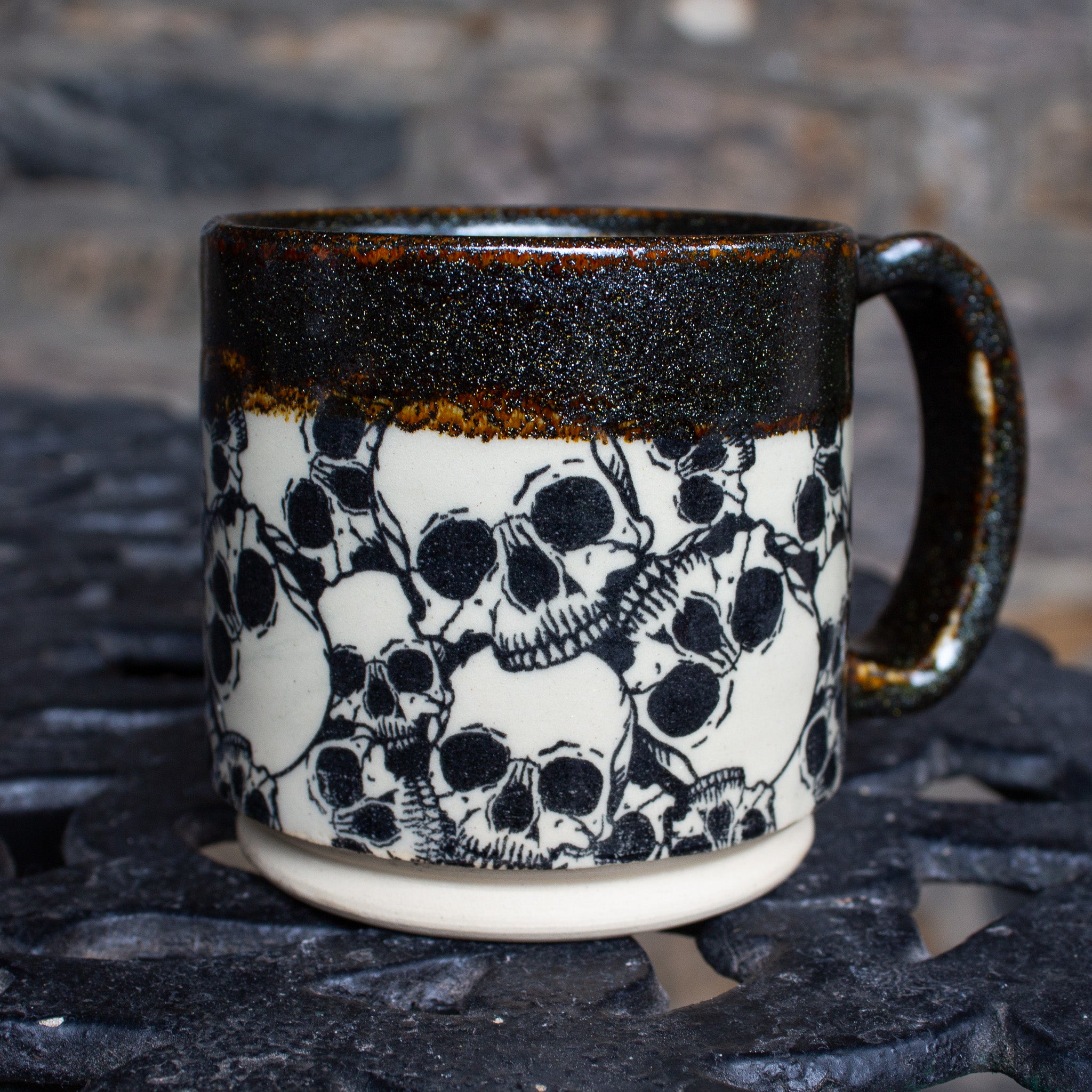 SKULLY MUG