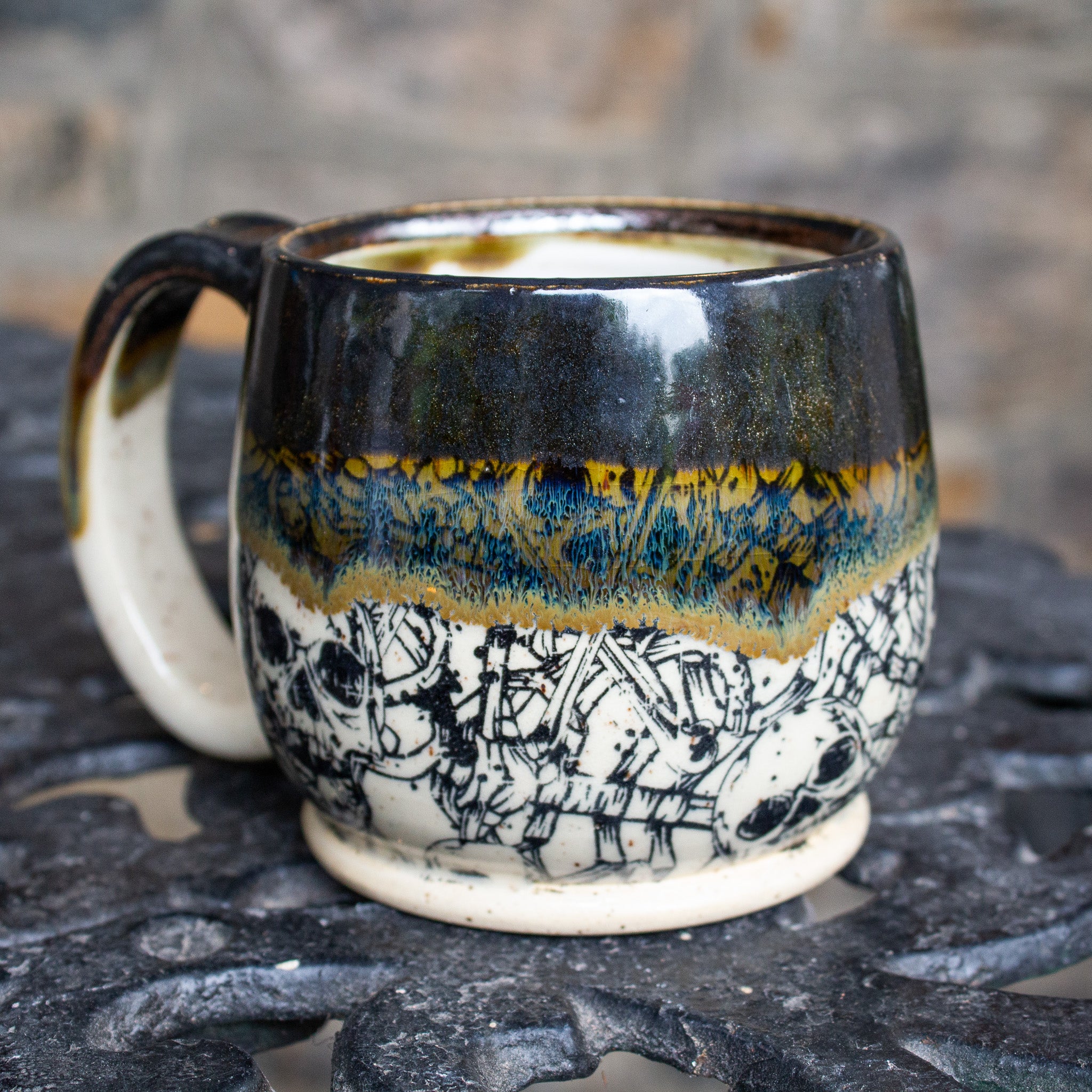 SKULLY MUG 2