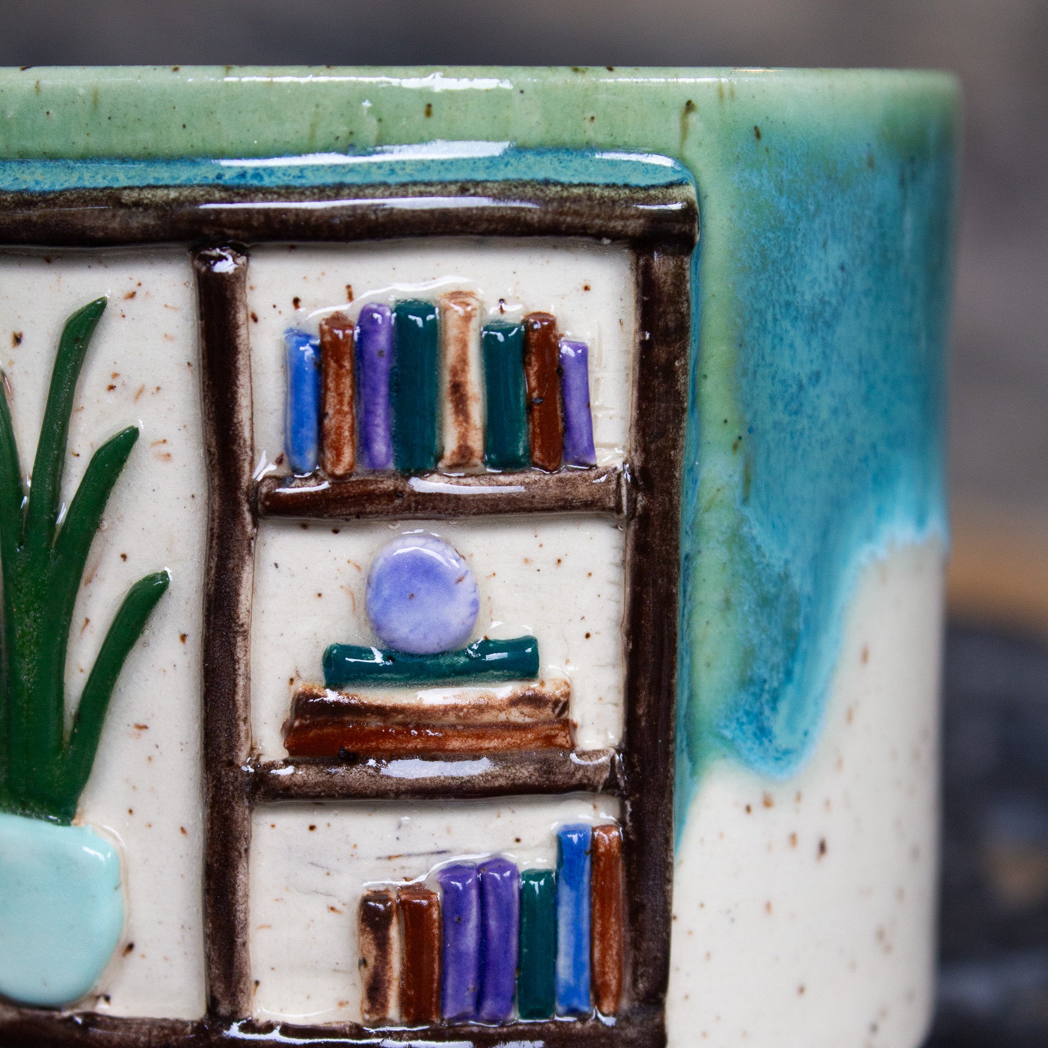 BOOK MUG 4