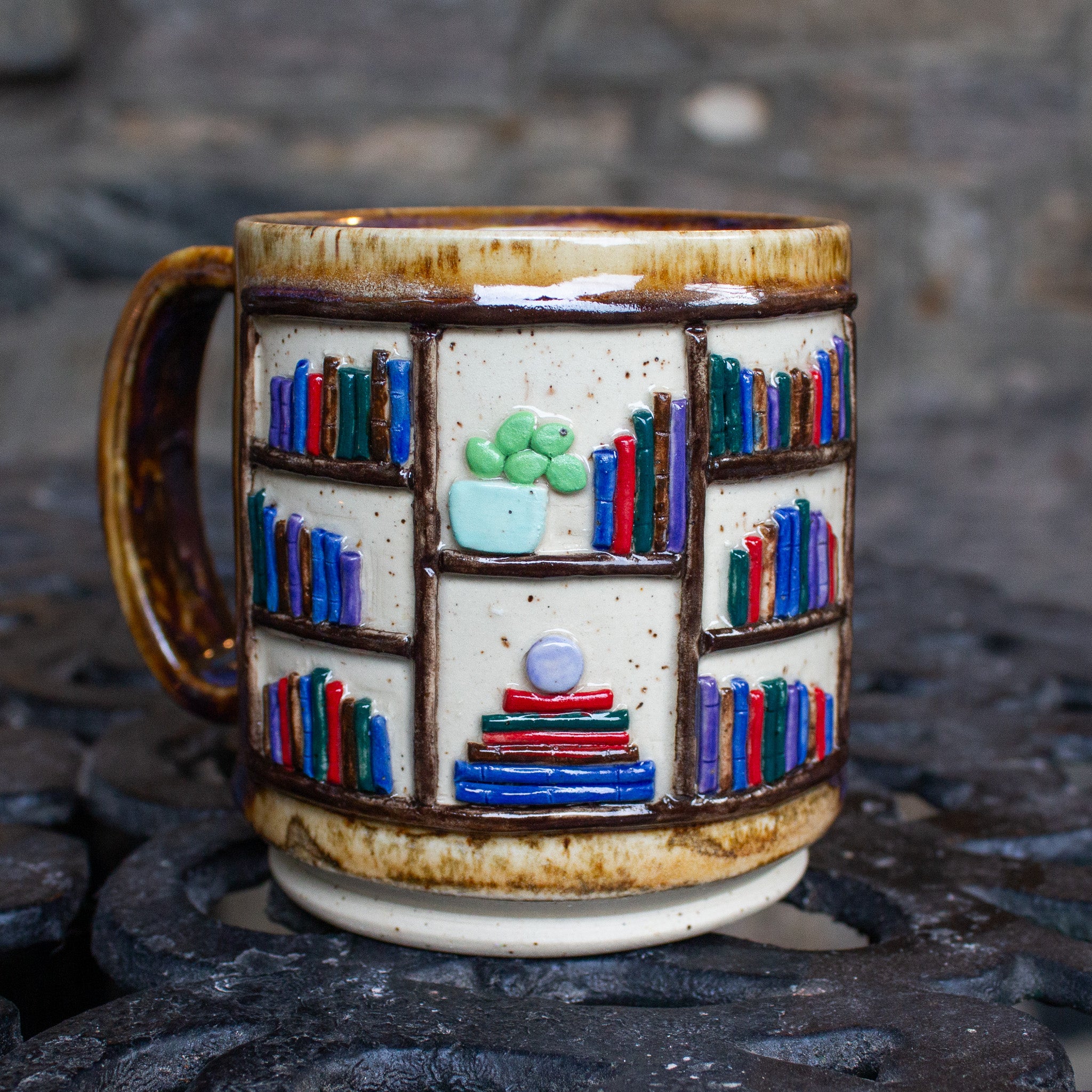 BOOK MUG 2
